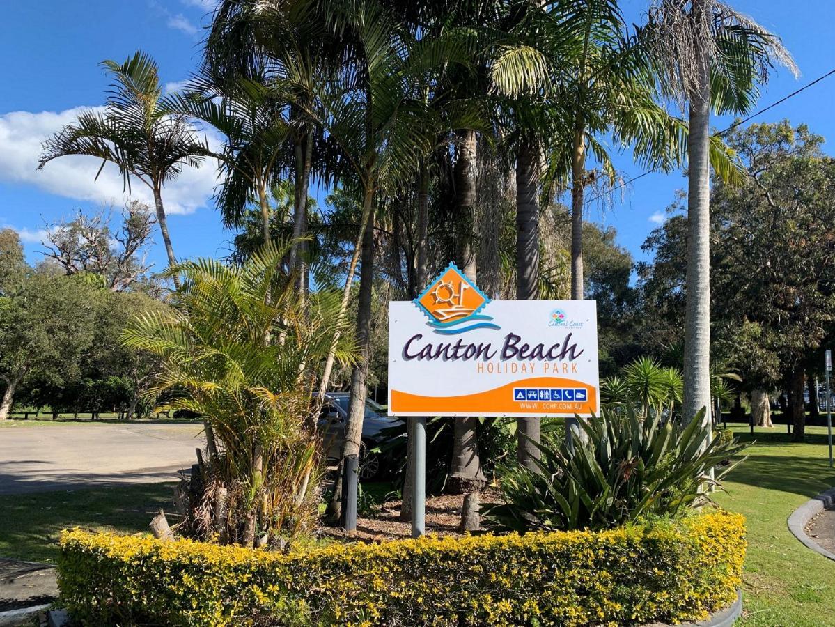 Canton Beach Holiday Park Toukley Exteriör bild